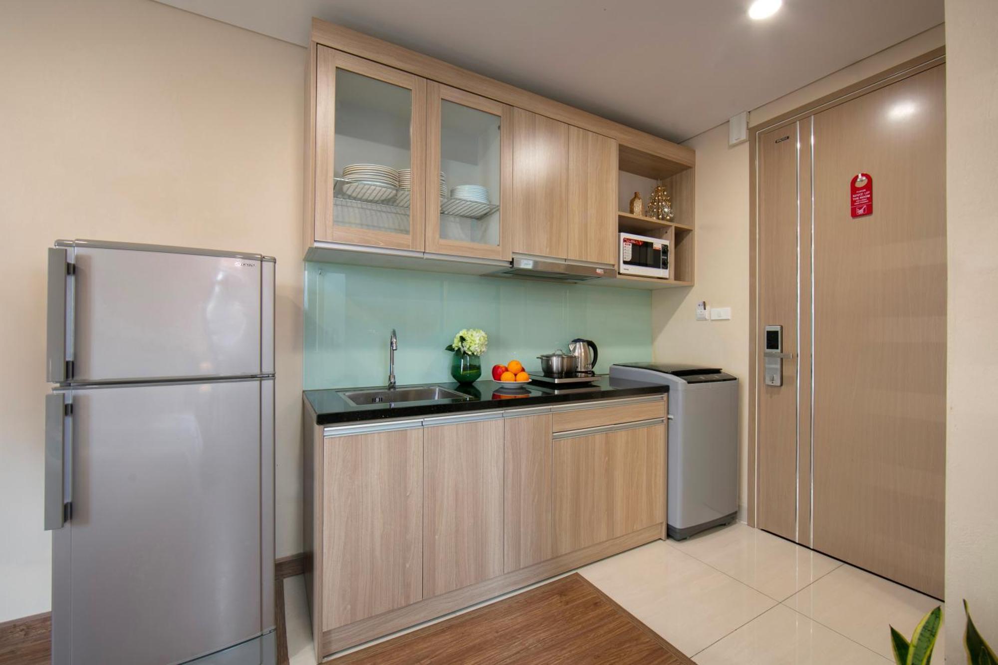 HB Serviced Apartment - Lạc Long Quân Hanoï Extérieur photo